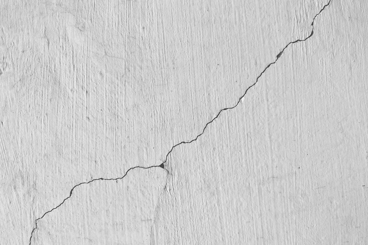 White Wall Texture With Crack